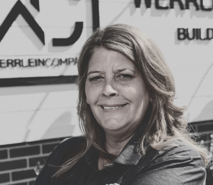 Lori Deeds OFFICE MANAGER​